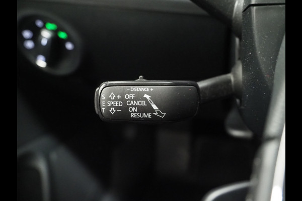 Škoda Superb Combi 1.4 TSI iV 218PK Style | Camera | Trekhaak | Keyless | Adaptive Cruise | Memory | Virtual | Carplay