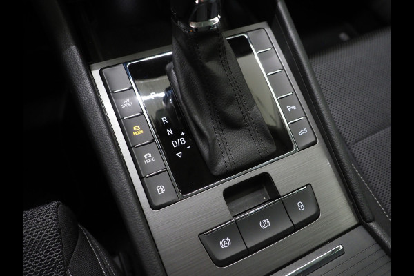 Škoda Superb Combi 1.4 TSI iV 218PK Style | Camera | Trekhaak | Keyless | Adaptive Cruise | Memory | Virtual | Carplay