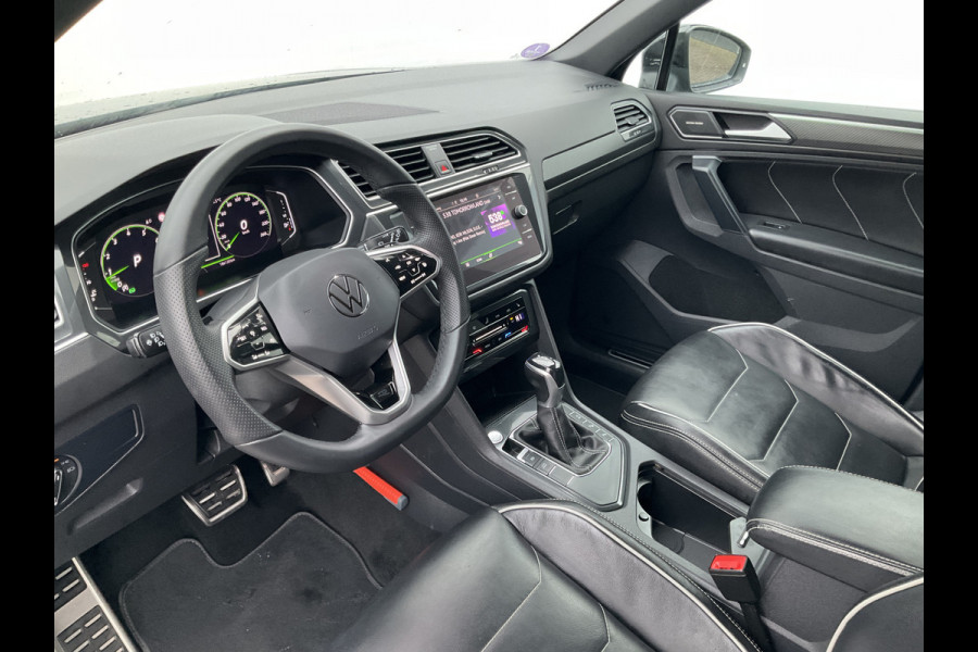 Volkswagen Tiguan 1.5 TSI R-Line Harman/Kardon Leer Adapt.Cruise Carplay Keyless Business+
