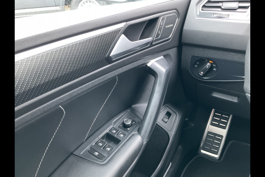 Volkswagen Tiguan 1.5 TSI R-Line Harman/Kardon Leer Adapt.Cruise Carplay Keyless Business+