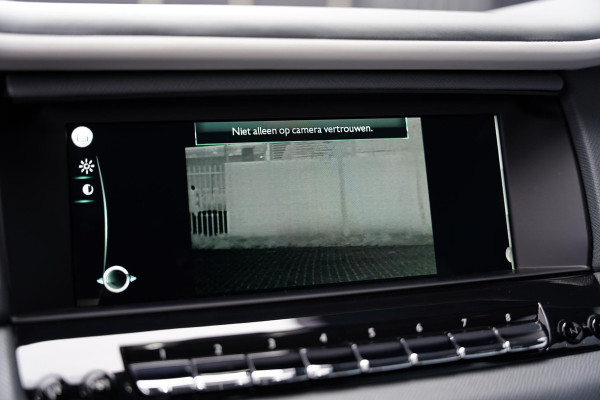 Rolls-Royce Cullinan 6.75 V12 / Bespoke Audio / Starlight / Twin-Coachline