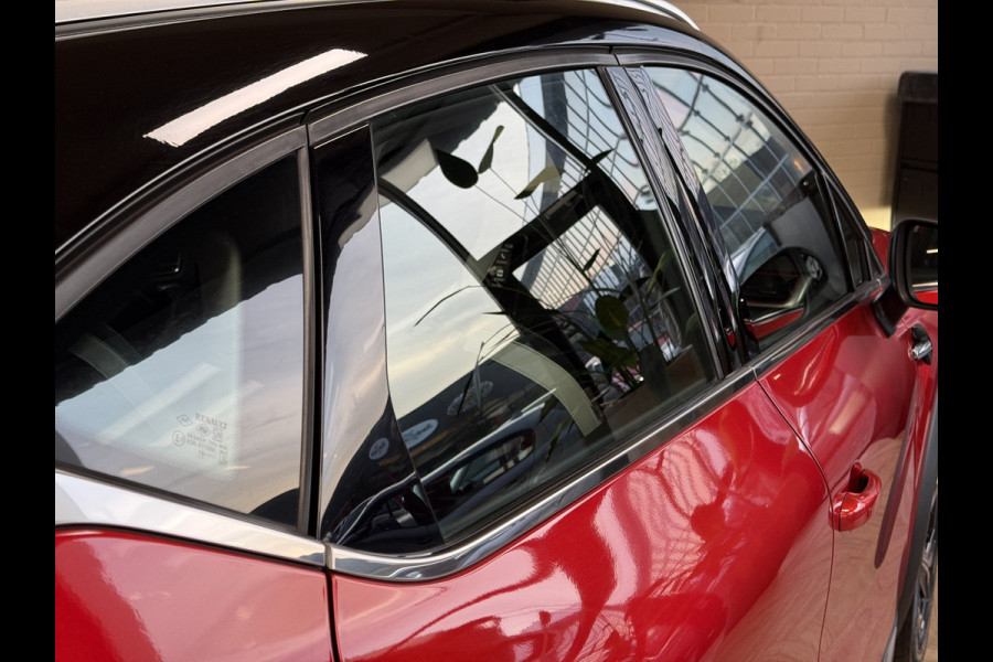 Renault Captur 1.3 TCe 130 Intens | Navi | ACC | Blindspot | Camera |17" | PDC V+A | 100% Onderhouden!