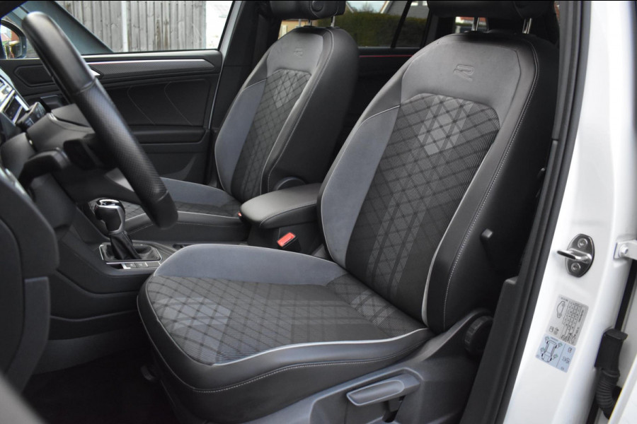 Volkswagen Tiguan 1.5 TSI R-Line | BLACK STYLE | PANORAMADAK | NAP | CAMERA | IQ LIGHT