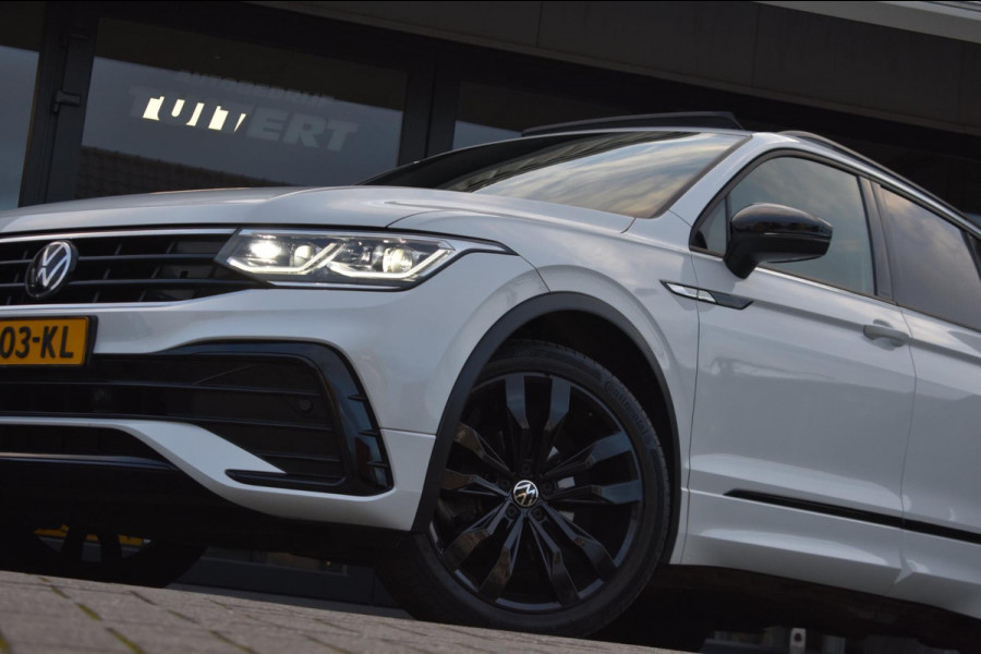 Volkswagen Tiguan 1.5 TSI R-Line | BLACK STYLE | PANORAMADAK | NAP | CAMERA | IQ LIGHT