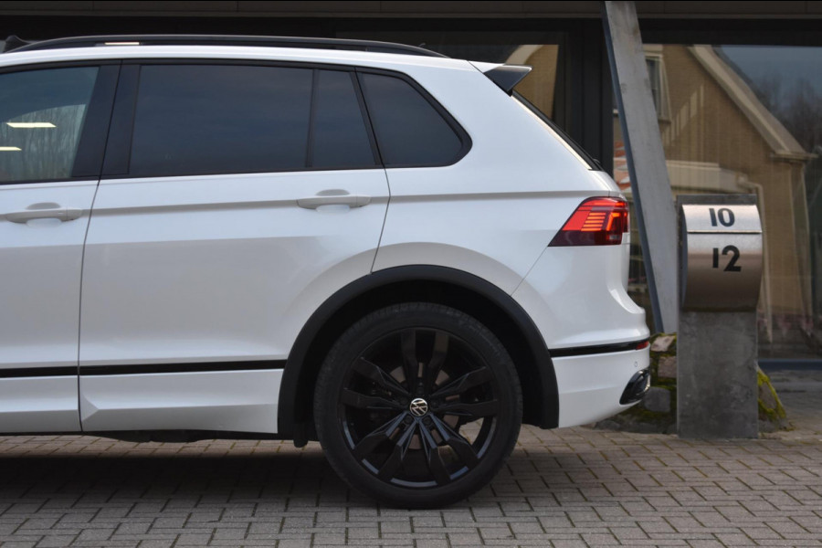 Volkswagen Tiguan 1.5 TSI R-Line | BLACK STYLE | PANORAMADAK | NAP | CAMERA | IQ LIGHT