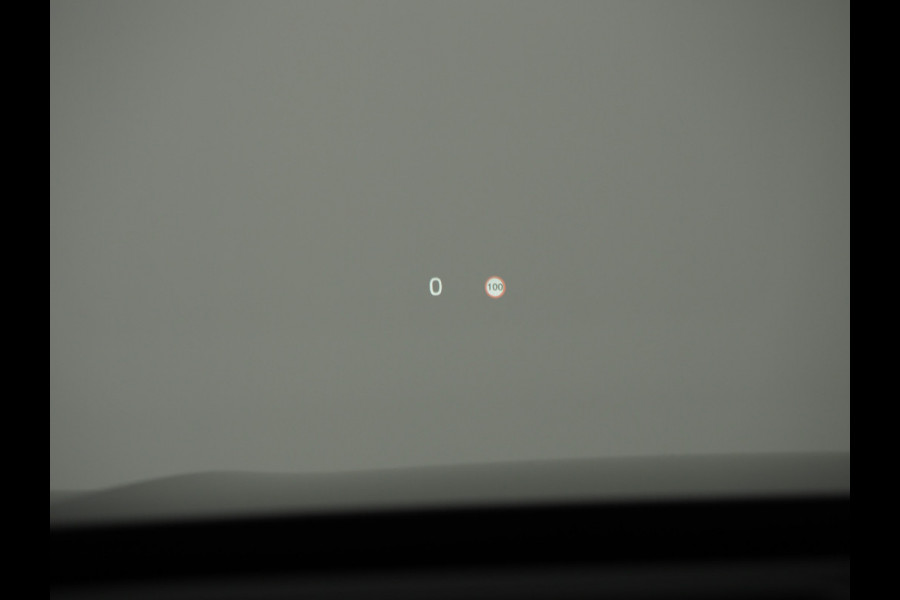 Volvo XC60 2.0 T6 Plug-in hybrid AWD Ultimate Dark Long Range | Panoramadak | Pilot Assist | Harman/Kardon | Head Up | Camera | Keyless | Carplay