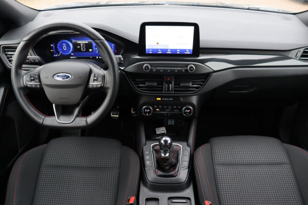 Ford Focus 1.0 EcoBoost Hybrid ST Line X Business org.NL trekhaak digi-dashboard camera