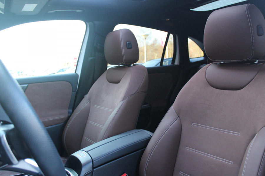 Mercedes-Benz GLA 250 e AMG LINE "NIEUW MODEL!" | PANORAMISCH SCHUIF/KANTEL DAK | SFEER VERLICHTING | ELEKTRISCH BEDIENBARE VOORSTOELEN MET GEHEUGENFUNCTIE EN "ZITKINEMATICA" | DRAADLOZE APPLE CARPLAY/ANDROID AUTO | NIGHT PAKKET: DAKRELING ZWART, ZIJRUITEN EN ACHTERRUITEN ZWART, LICHTMETALEN VELGEN 20" ZWART | HEAD UP DISPLAY | REALITY-NAVIGATIE  | 360° CAMERA | MULTI BEAM LED KOPLAMPEN | DODEHOEK DETECTIE | ADAPTIVE CRUISE CONTROL | KEYLESS GO | ELEKTRISCH BEDIENBARE ACHTERKLEP | DRAADLOZE TELEFOONLADER | SURROUND BURMESTER AUDIO | WINTERPAKKET: STUUR/STOEL VERWARMING |