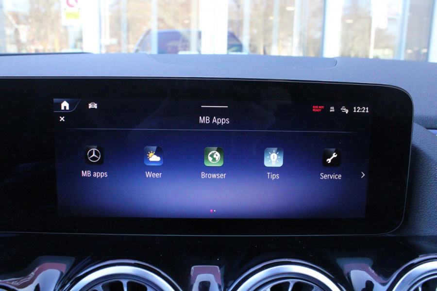 Mercedes-Benz GLA 250 e AMG LINE "NIEUW MODEL!" | PANORAMISCH SCHUIF/KANTEL DAK | SFEER VERLICHTING | ELEKTRISCH BEDIENBARE VOORSTOELEN MET GEHEUGENFUNCTIE EN "ZITKINEMATICA" | DRAADLOZE APPLE CARPLAY/ANDROID AUTO | NIGHT PAKKET: DAKRELING ZWART, ZIJRUITEN EN ACHTERRUITEN ZWART, LICHTMETALEN VELGEN 20" ZWART | HEAD UP DISPLAY | REALITY-NAVIGATIE  | 360° CAMERA | MULTI BEAM LED KOPLAMPEN | DODEHOEK DETECTIE | ADAPTIVE CRUISE CONTROL | KEYLESS GO | ELEKTRISCH BEDIENBARE ACHTERKLEP | DRAADLOZE TELEFOONLADER | SURROUND BURMESTER AUDIO | WINTERPAKKET: STUUR/STOEL VERWARMING |