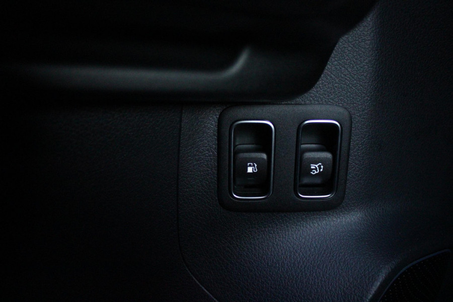 Mercedes-Benz GLA 250 e AMG LINE "NIEUW MODEL!" | PANORAMISCH SCHUIF/KANTEL DAK | SFEER VERLICHTING | ELEKTRISCH BEDIENBARE VOORSTOELEN MET GEHEUGENFUNCTIE EN "ZITKINEMATICA" | DRAADLOZE APPLE CARPLAY/ANDROID AUTO | NIGHT PAKKET: DAKRELING ZWART, ZIJRUITEN EN ACHTERRUITEN ZWART, LICHTMETALEN VELGEN 20" ZWART | HEAD UP DISPLAY | REALITY-NAVIGATIE  | 360° CAMERA | MULTI BEAM LED KOPLAMPEN | DODEHOEK DETECTIE | ADAPTIVE CRUISE CONTROL | KEYLESS GO | ELEKTRISCH BEDIENBARE ACHTERKLEP | DRAADLOZE TELEFOONLADER | SURROUND BURMESTER AUDIO | WINTERPAKKET: STUUR/STOEL VERWARMING |