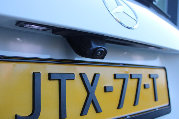 Mercedes-Benz GLA 250 e AMG LINE "NIEUW MODEL!" | PANORAMISCH SCHUIF/KANTEL DAK | SFEER VERLICHTING | ELEKTRISCH BEDIENBARE VOORSTOELEN MET GEHEUGENFUNCTIE EN "ZITKINEMATICA" | DRAADLOZE APPLE CARPLAY/ANDROID AUTO | NIGHT PAKKET: DAKRELING ZWART, ZIJRUITEN EN ACHTERRUITEN ZWART, LICHTMETALEN VELGEN 20" ZWART | HEAD UP DISPLAY | REALITY-NAVIGATIE  | 360° CAMERA | MULTI BEAM LED KOPLAMPEN | DODEHOEK DETECTIE | ADAPTIVE CRUISE CONTROL | KEYLESS GO | ELEKTRISCH BEDIENBARE ACHTERKLEP | DRAADLOZE TELEFOONLADER | SURROUND BURMESTER AUDIO | WINTERPAKKET: STUUR/STOEL VERWARMING |