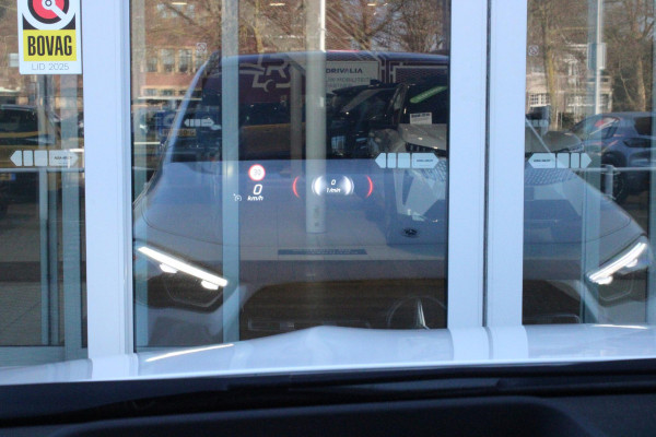 Mercedes-Benz GLA 250 e AMG LINE "NIEUW MODEL!" | PANORAMISCH SCHUIF/KANTEL DAK | SFEER VERLICHTING | ELEKTRISCH BEDIENBARE VOORSTOELEN MET GEHEUGENFUNCTIE EN "ZITKINEMATICA" | DRAADLOZE APPLE CARPLAY/ANDROID AUTO | NIGHT PAKKET: DAKRELING ZWART, ZIJRUITEN EN ACHTERRUITEN ZWART, LICHTMETALEN VELGEN 20" ZWART | HEAD UP DISPLAY | REALITY-NAVIGATIE  | 360° CAMERA | MULTI BEAM LED KOPLAMPEN | DODEHOEK DETECTIE | ADAPTIVE CRUISE CONTROL | KEYLESS GO | ELEKTRISCH BEDIENBARE ACHTERKLEP | DRAADLOZE TELEFOONLADER | SURROUND BURMESTER AUDIO | WINTERPAKKET: STUUR/STOEL VERWARMING |