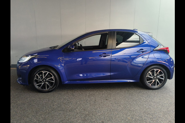 Toyota Yaris 1.5 Hybrid 115 Business Rijklaar + 12 maanden Bovag-garantie Henk Jongen Auto's in Helmond,  al 50 jaar service zoals 't hoort!