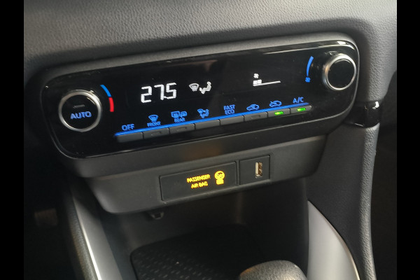 Toyota Yaris 1.5 Hybrid 115 Business Rijklaar + 12 maanden Bovag-garantie Henk Jongen Auto's in Helmond,  al 50 jaar service zoals 't hoort!