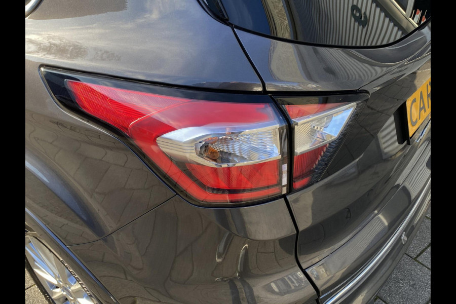 Ford Kuga 1.5 EcoBoost Vignale - Navigatie I Leer I Airco I Sport interieur & velgen I LED I PDC I Dealer onderhouden