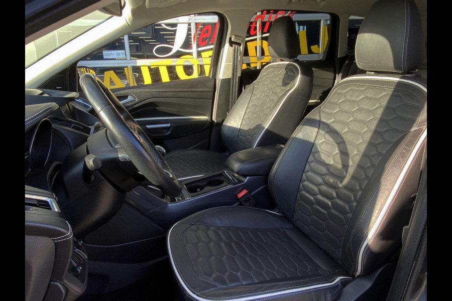Ford Kuga 1.5 EcoBoost Vignale - Navigatie I Leer I Airco I Sport interieur & velgen I LED I PDC I Dealer onderhouden
