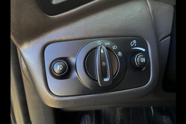 Ford Kuga 1.5 EcoBoost Vignale - Navigatie I Leer I Airco I Sport interieur & velgen I LED I PDC I Dealer onderhouden