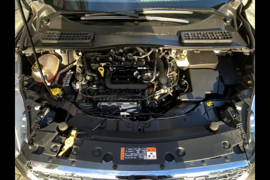 Ford Kuga 1.5 EcoBoost Vignale - Navigatie I Leer I Airco I Sport interieur & velgen I LED I PDC I Dealer onderhouden