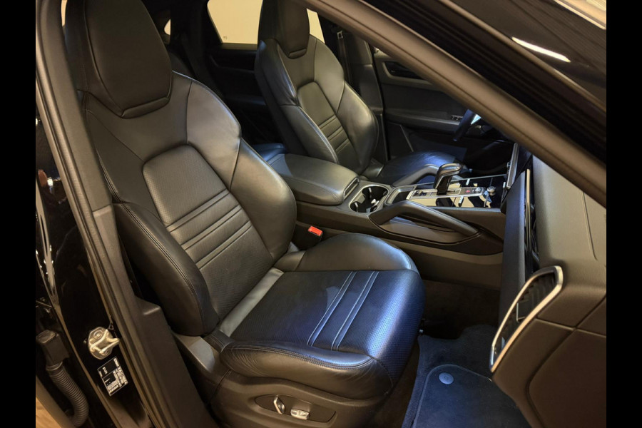 Porsche Cayenne Coupé 3.0 E-Hybrid|PANO|360 CAMERA|INRUIL MOGELIJK|