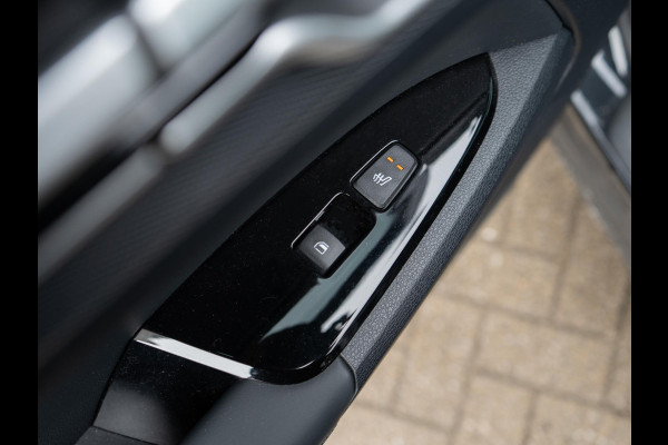 Kia Sportage 1.6 T-GDi Hybrid DynamicPlusLine | BLACK PACK | Navigatie | Stoel en stuurverwarming |