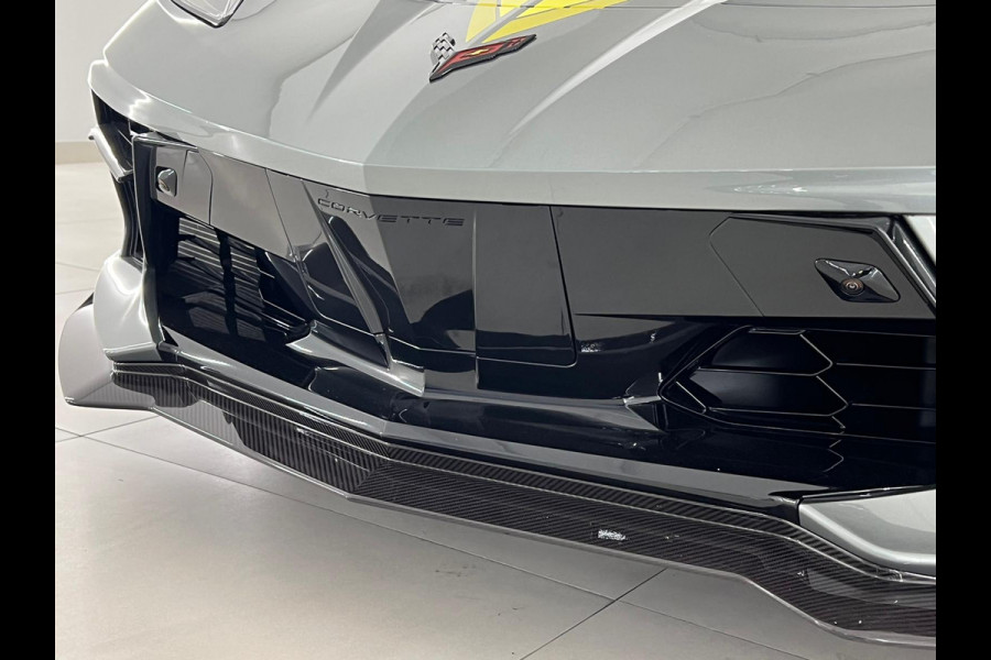 Chevrolet Corvette C8.R Convertible Carbon Pack