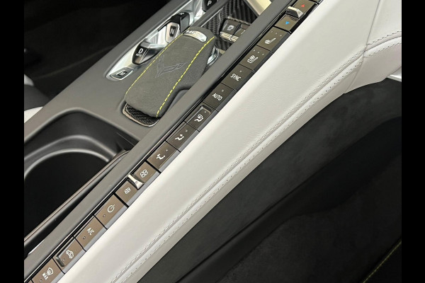 Chevrolet Corvette C8.R Convertible Carbon Pack