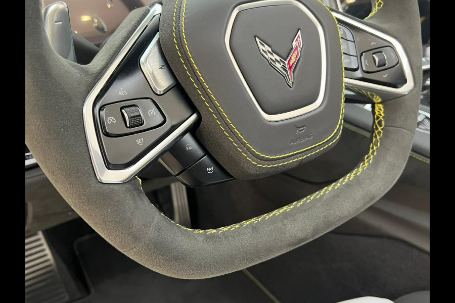 Chevrolet Corvette C8.R Convertible Carbon Pack