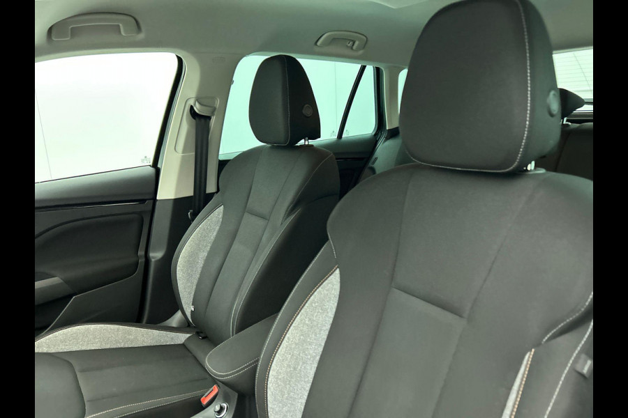 Škoda Kamiq 1.0 TSI Business Edition DSG | DEMO ! | Navigatie | Climate control | Cruise control | LED | Keyless | Achteruitrijcamera | Parkeersensoren | Apple Carplay/ Android Auto | Radio