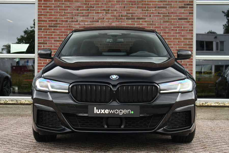 BMW 5 Serie 530e M-Sport Pano Trekh ACC HUD 360 Laser El-Klep