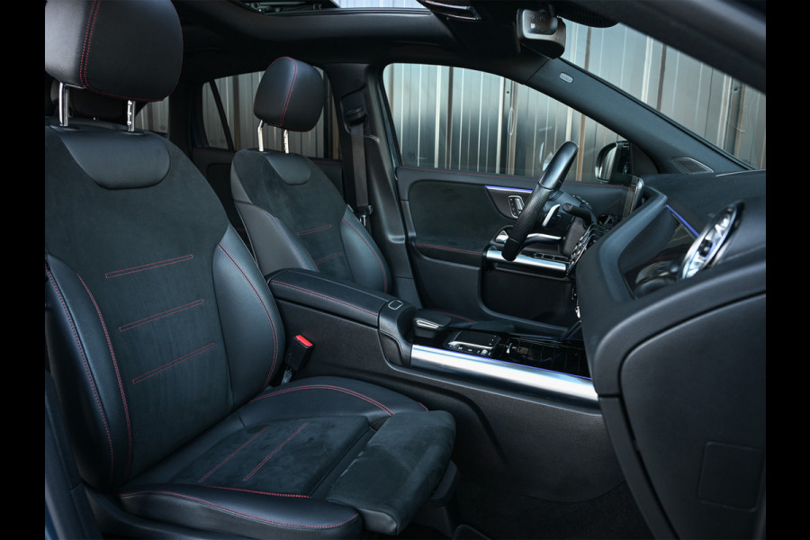 Mercedes-Benz GLA 250 e AMG Line · Panoramadak · Elektr. verst. stoelen · Ambiance sfeerverlichting · Stoelverwarming · Achteruitrijcamera ·