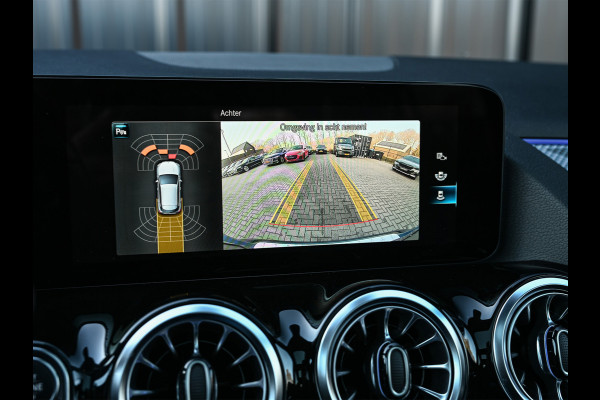 Mercedes-Benz GLA 250 e AMG Line · Panoramadak · Elektr. verst. stoelen · Ambiance sfeerverlichting · Stoelverwarming · Achteruitrijcamera ·