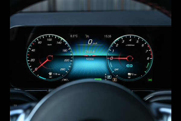 Mercedes-Benz GLA 250 e AMG Line · Panoramadak · Elektr. verst. stoelen · Ambiance sfeerverlichting · Stoelverwarming · Achteruitrijcamera ·