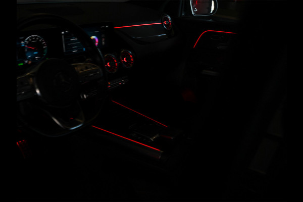 Mercedes-Benz GLA 250 e AMG Line · Panoramadak · Elektr. verst. stoelen · Ambiance sfeerverlichting · Stoelverwarming · Achteruitrijcamera ·
