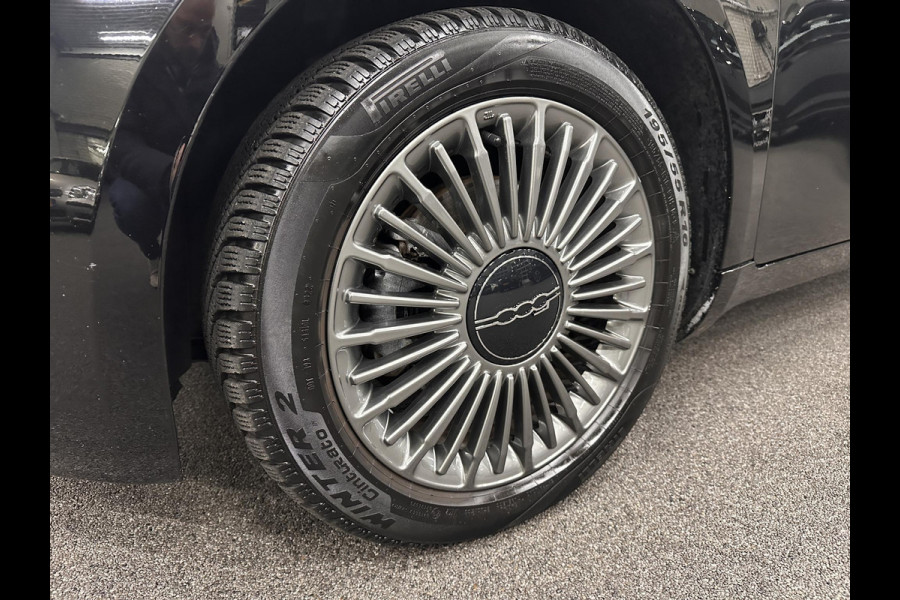 Fiat 500E Icon 42 kWh SOH 95.3%/Navigatie Apple Carplay/Android Auto Cruise Control Virtual Cockpit Climate Control Lichtmetalen velgen