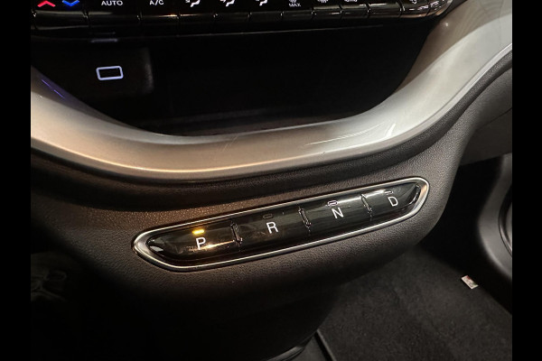 Fiat 500E Icon 42 kWh SOH 95.3%/Navigatie Apple Carplay/Android Auto Cruise Control Virtual Cockpit Climate Control Lichtmetalen velgen