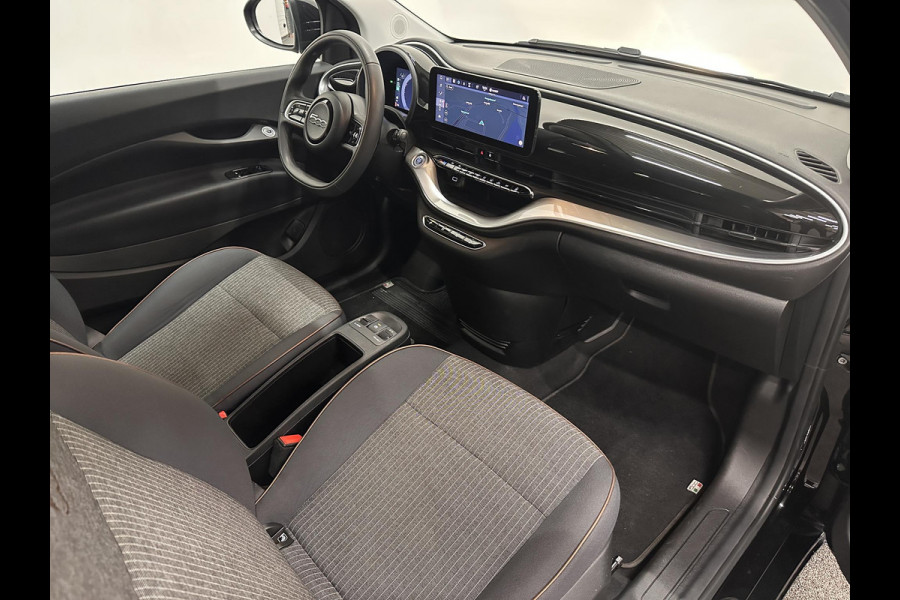 Fiat 500E Icon 42 kWh SOH 95.3%/Navigatie Apple Carplay/Android Auto Cruise Control Virtual Cockpit Climate Control Lichtmetalen velgen