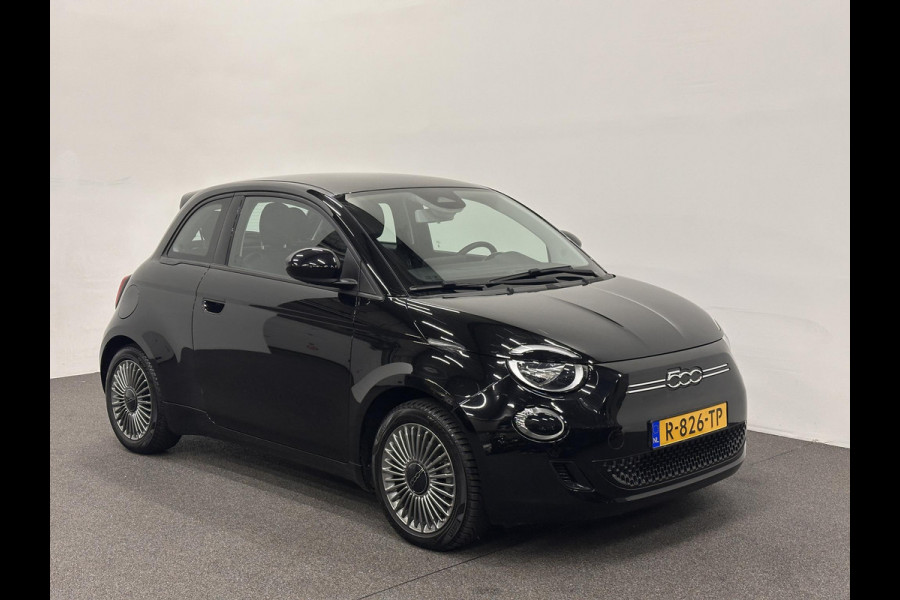 Fiat 500E Icon 42 kWh SOH 95.3%/Navigatie Apple Carplay/Android Auto Cruise Control Virtual Cockpit Climate Control Lichtmetalen velgen