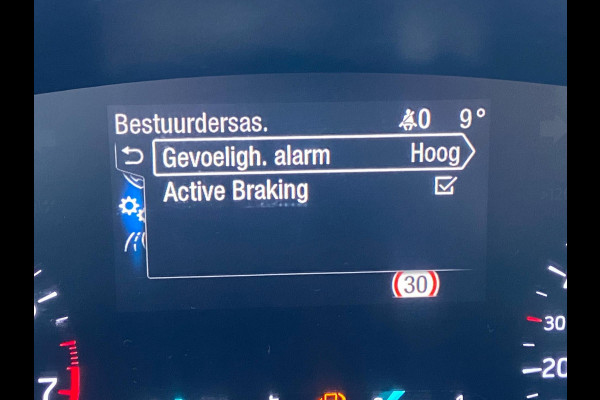 Ford FOCUS Wagon 1.0 NAVI/CRUISE/CARPLAY/LANE/PDC/BTW