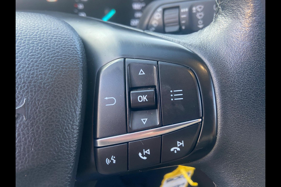 Ford FOCUS Wagon 1.0 NAVI/CRUISE/CARPLAY/LANE/PDC/BTW