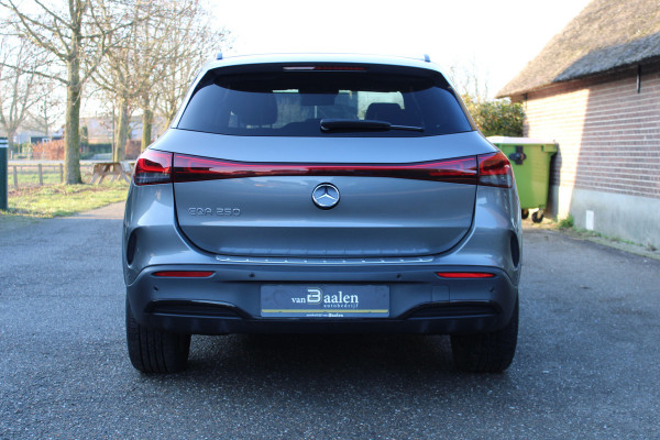 Mercedes-Benz EQA 250 AMG Line 67 kWh SOh 96,3% SFEER NAVI LED 43000KM!!!