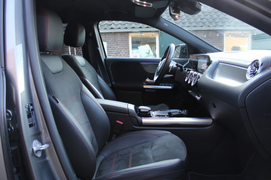 Mercedes-Benz EQA 250 AMG Line 67 kWh SOh 96,3% SFEER NAVI LED 43000KM!!!