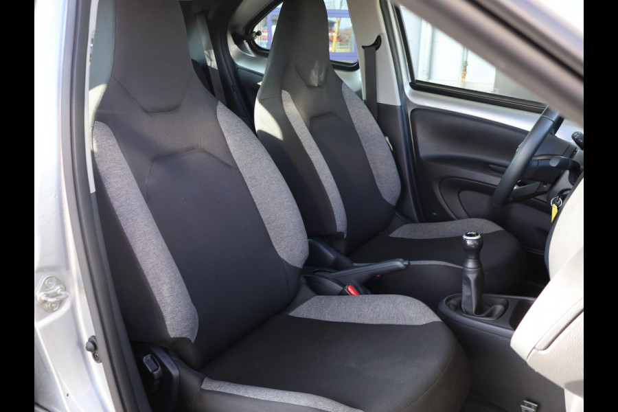 Toyota Aygo X 1.0 VVT-i MT PLAY + ADAPTIVE CRUISE | CAMERA | APPLE CARPLAY | ANDROID AUTO | DAB