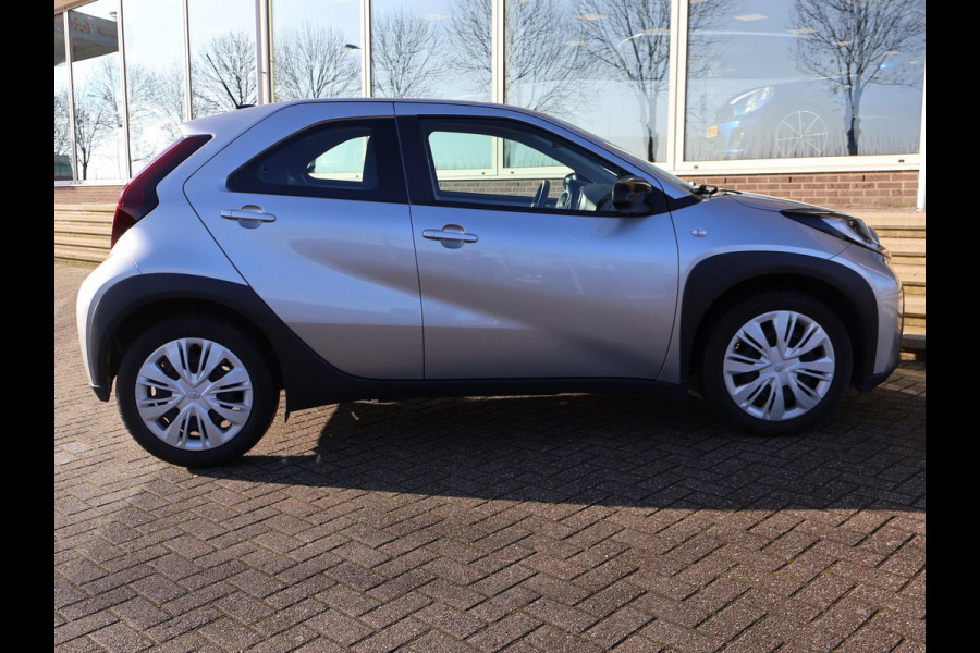 Toyota Aygo X 1.0 VVT-i MT PLAY + ADAPTIVE CRUISE | CAMERA | APPLE CARPLAY | ANDROID AUTO | DAB