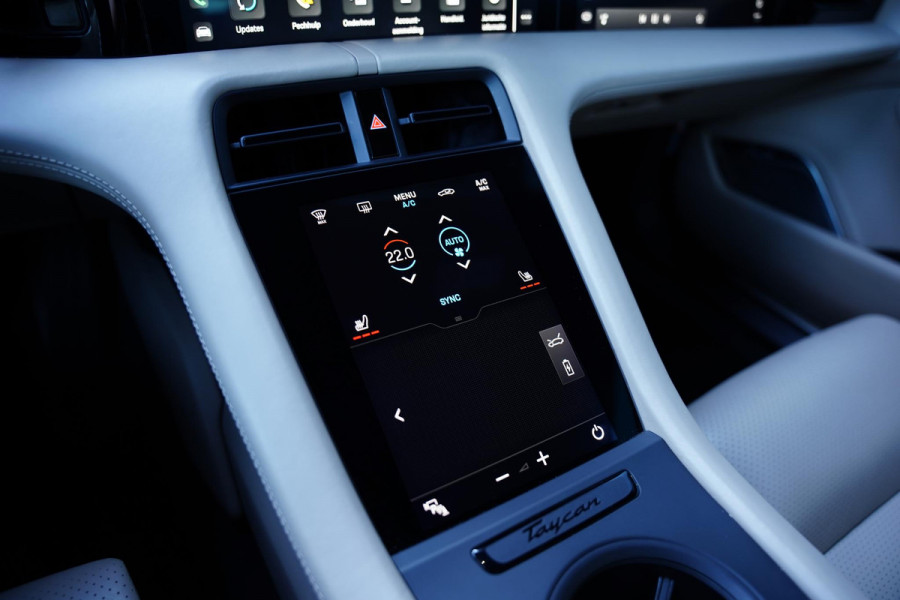 Porsche Taycan 4S Performance 84 kWh / €162k Nieuw / XPEL / PCCB / Burmester