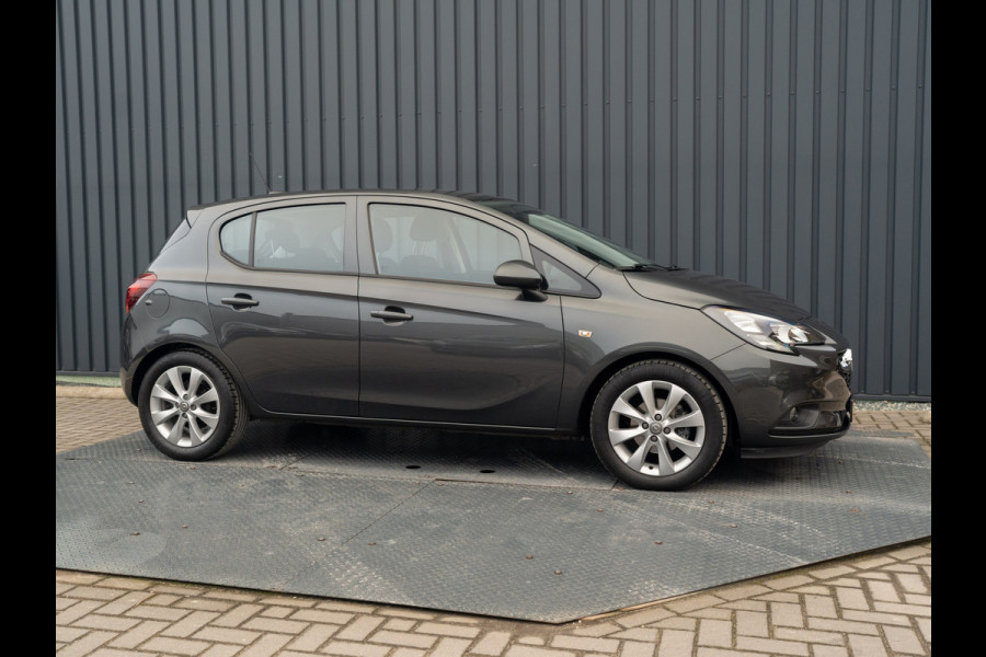 Opel Corsa 1.4 90Pk Favourite | Trekhaak afnb. | Navi | Apple Carplay/ Android Auto | Prijs Rijklaar!!