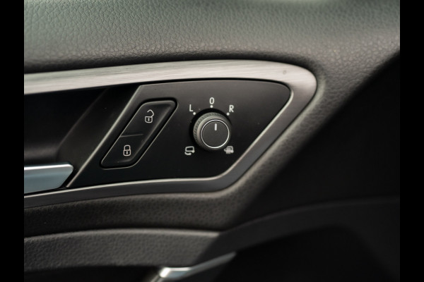 Volkswagen Golf Variant 1.5 TSI Comfortline Business | Camera | Trekhaak | Stoelverw. | Prijs Rijklaar!!