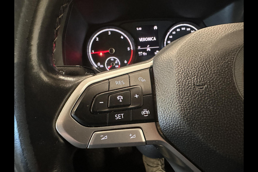 Volkswagen Transporter 2.0 TDI L1H1 110 pk Airco Cruise Control Trekhaak Navi