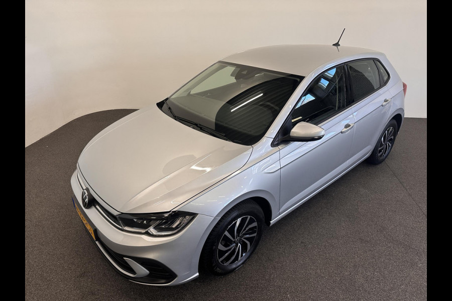 Volkswagen Polo 1.0 TSI Life Airco Caplay Navi Cruise Control Full LED PDC Voor/Achter 15" LM Velgen