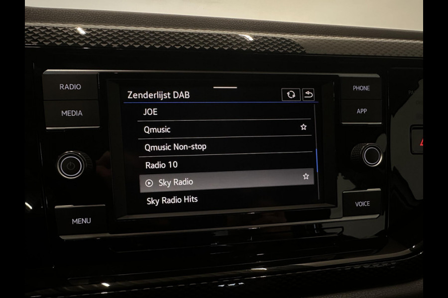 Volkswagen Polo 1.0 TSI Life Airco Caplay Navi Cruise Control Full LED PDC Voor/Achter 15" LM Velgen