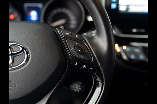 Toyota C-HR 1.2 Dynamic | Leder | Stoelverw. | Camera | Prijs Rijklaar!!